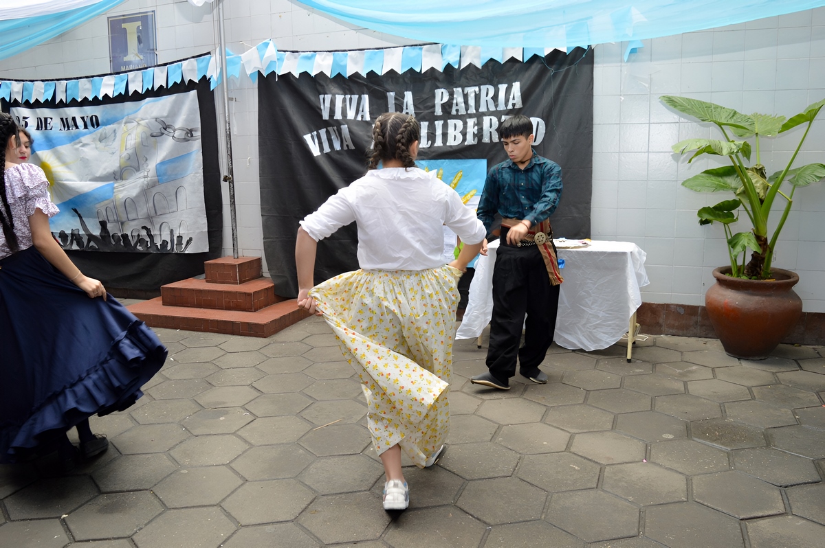 25 De Mayo