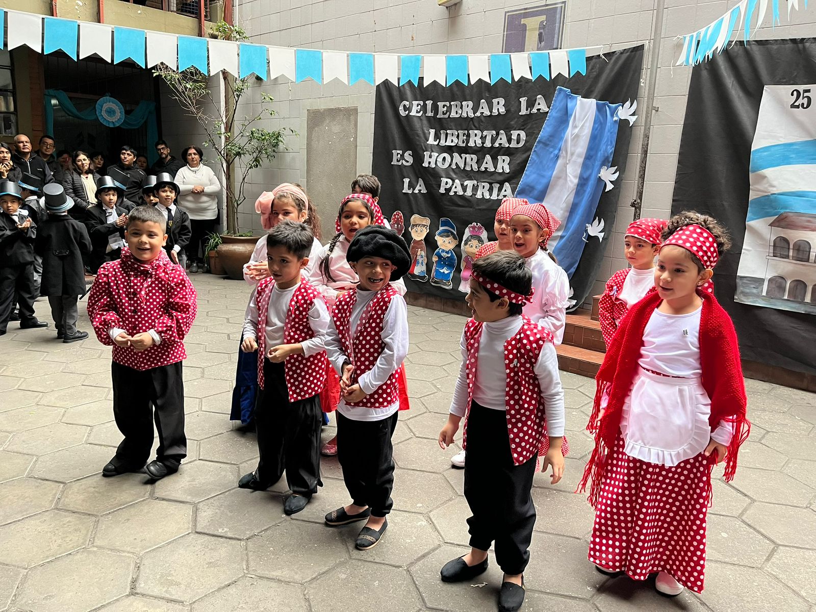 Acto 25 de Mayo