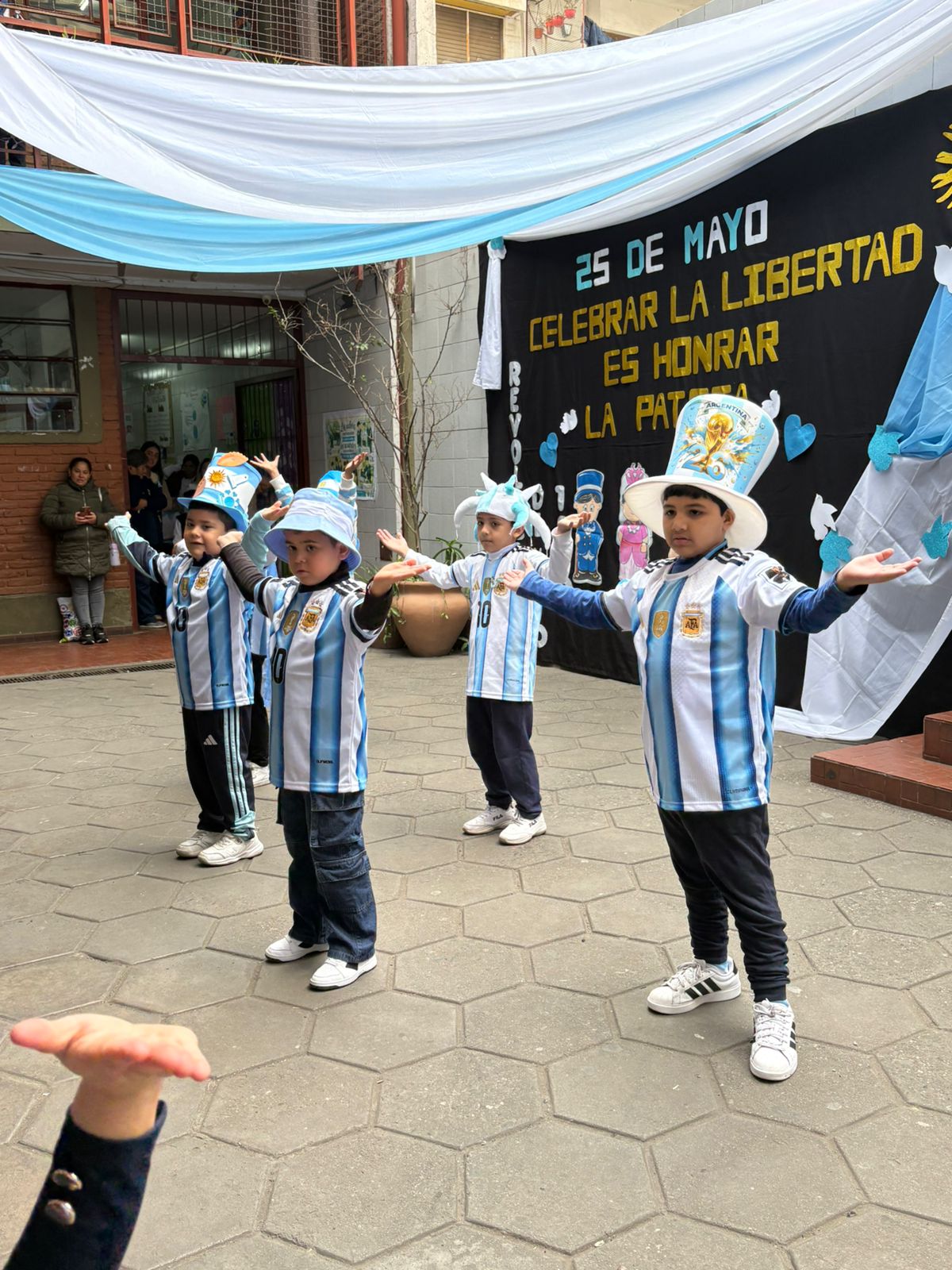 Acto 25 de mayo