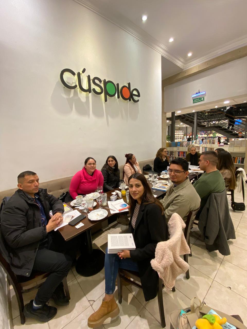 Café Literario en la Librería