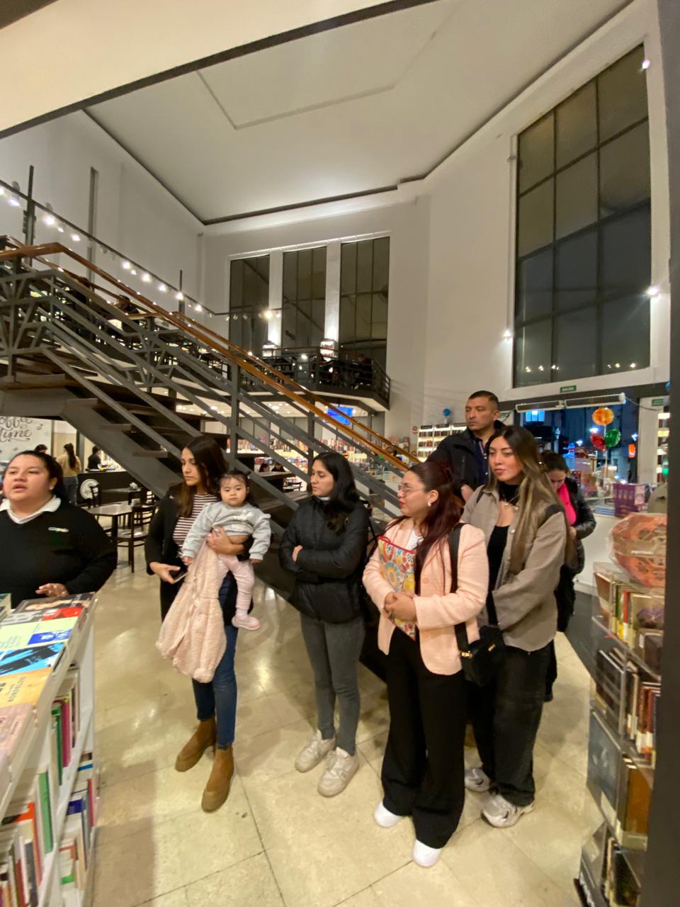Café Literario en la Librería