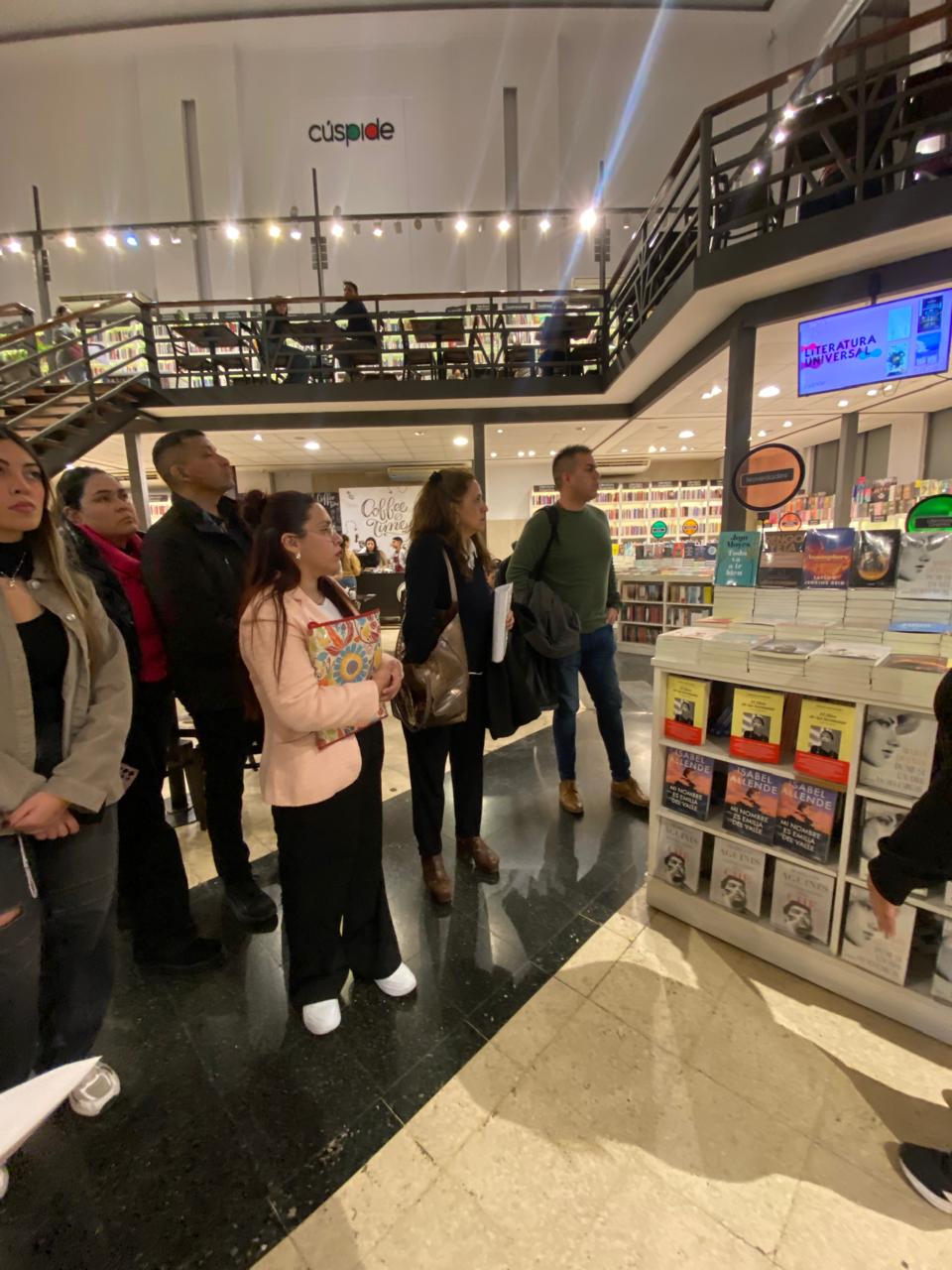 Café Literario en la Librería