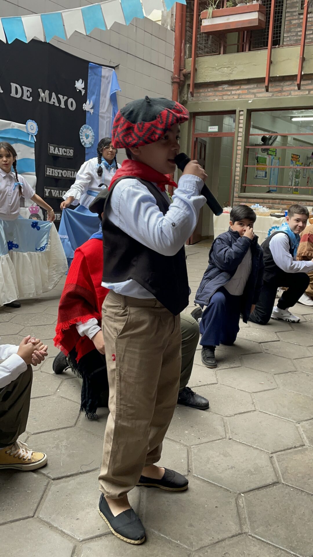 Muestras 25 de mayo